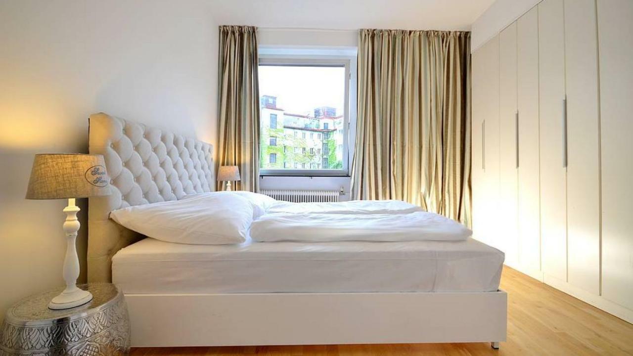 Residence, Naschmarkt - Karlsplatz * Viena